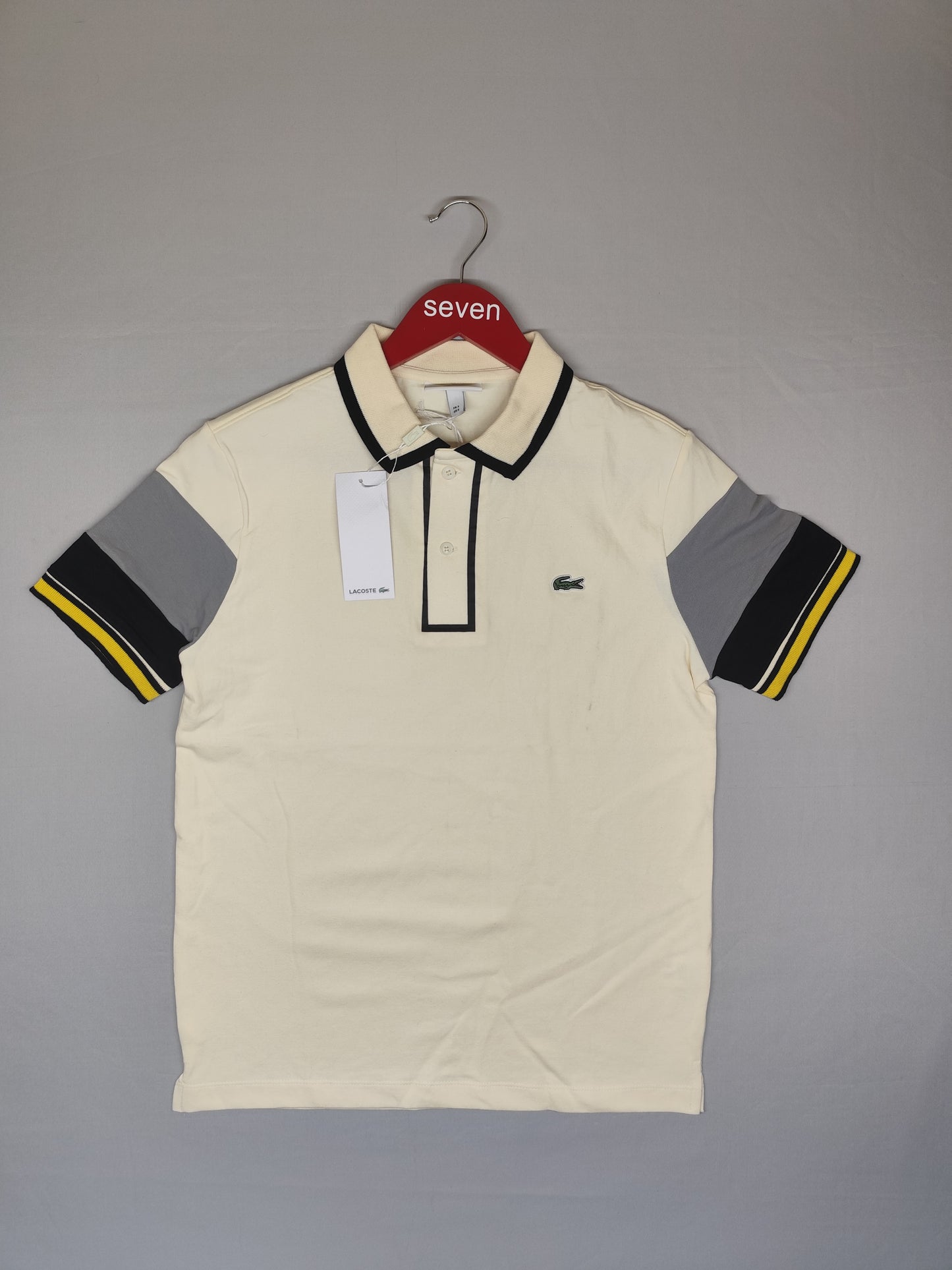 LACOSTE-Polo-BEIGE-