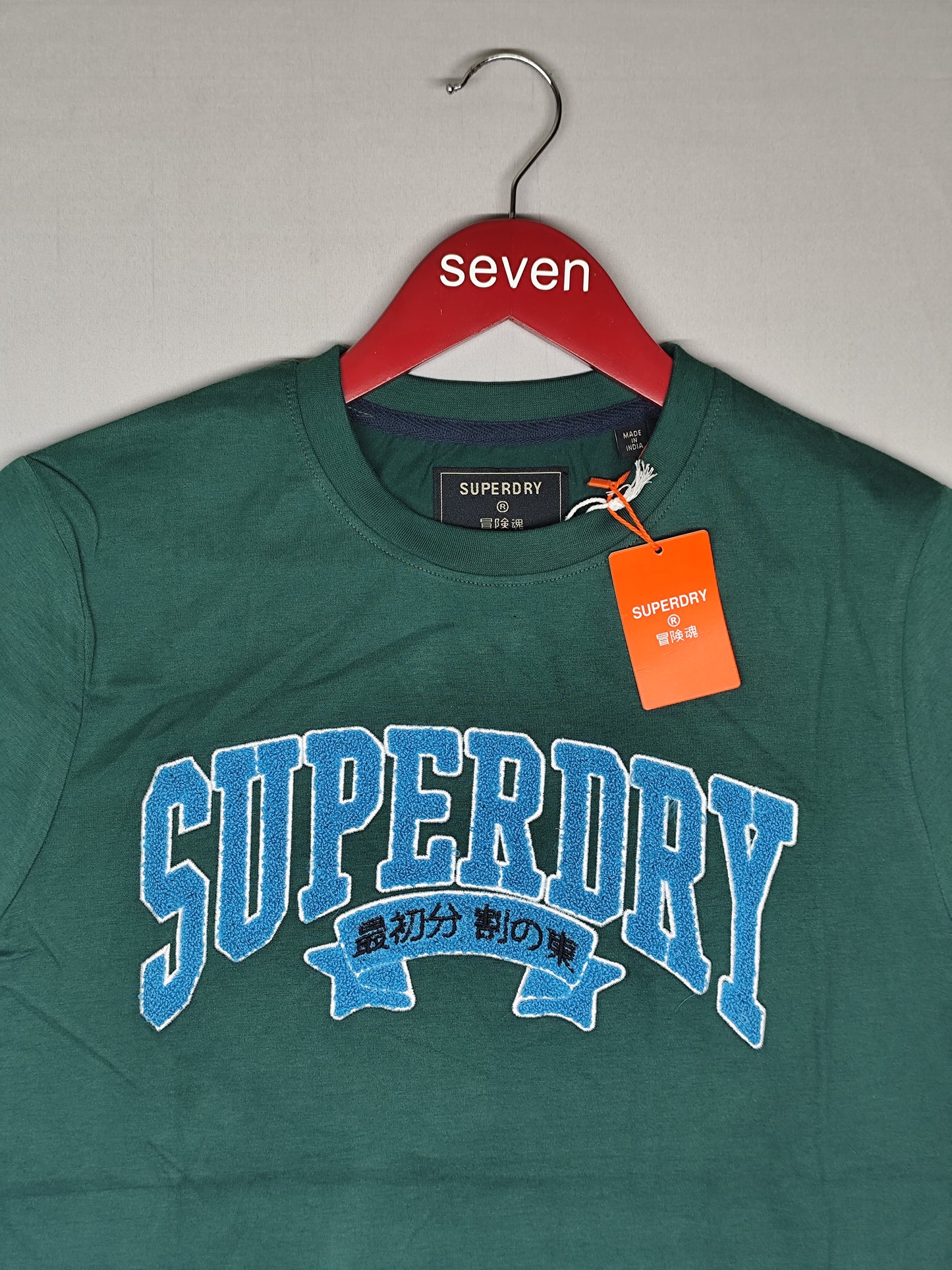 SUPERDRY-Round neck-GREEN-