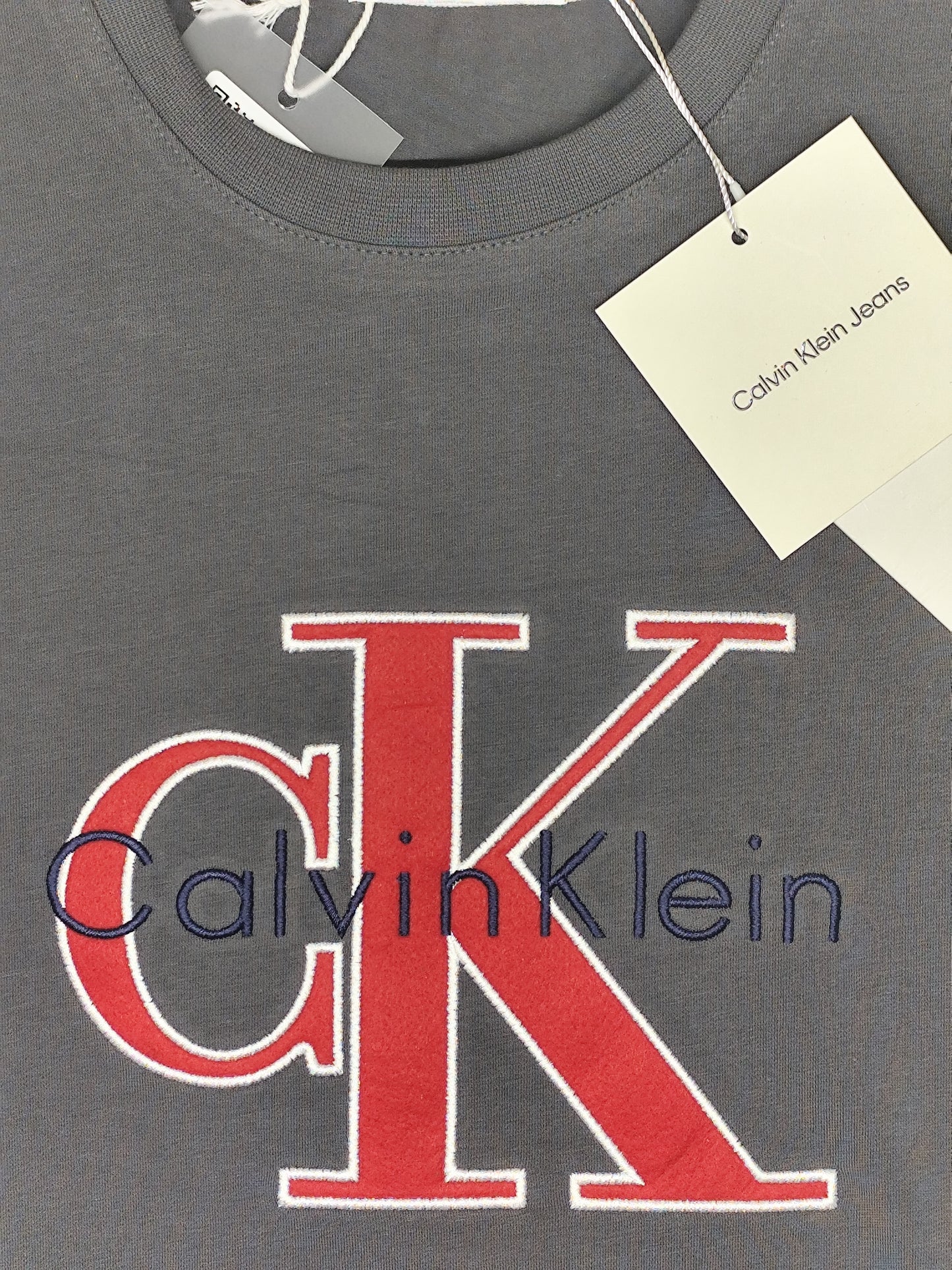 CALVIN KLEIN-Round neck-GREY-
