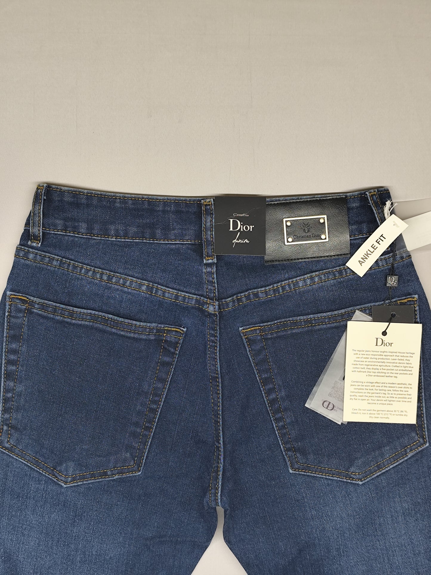 CHRISTIAN DIOR-JEANS-BLUE-ANKLE FIT
