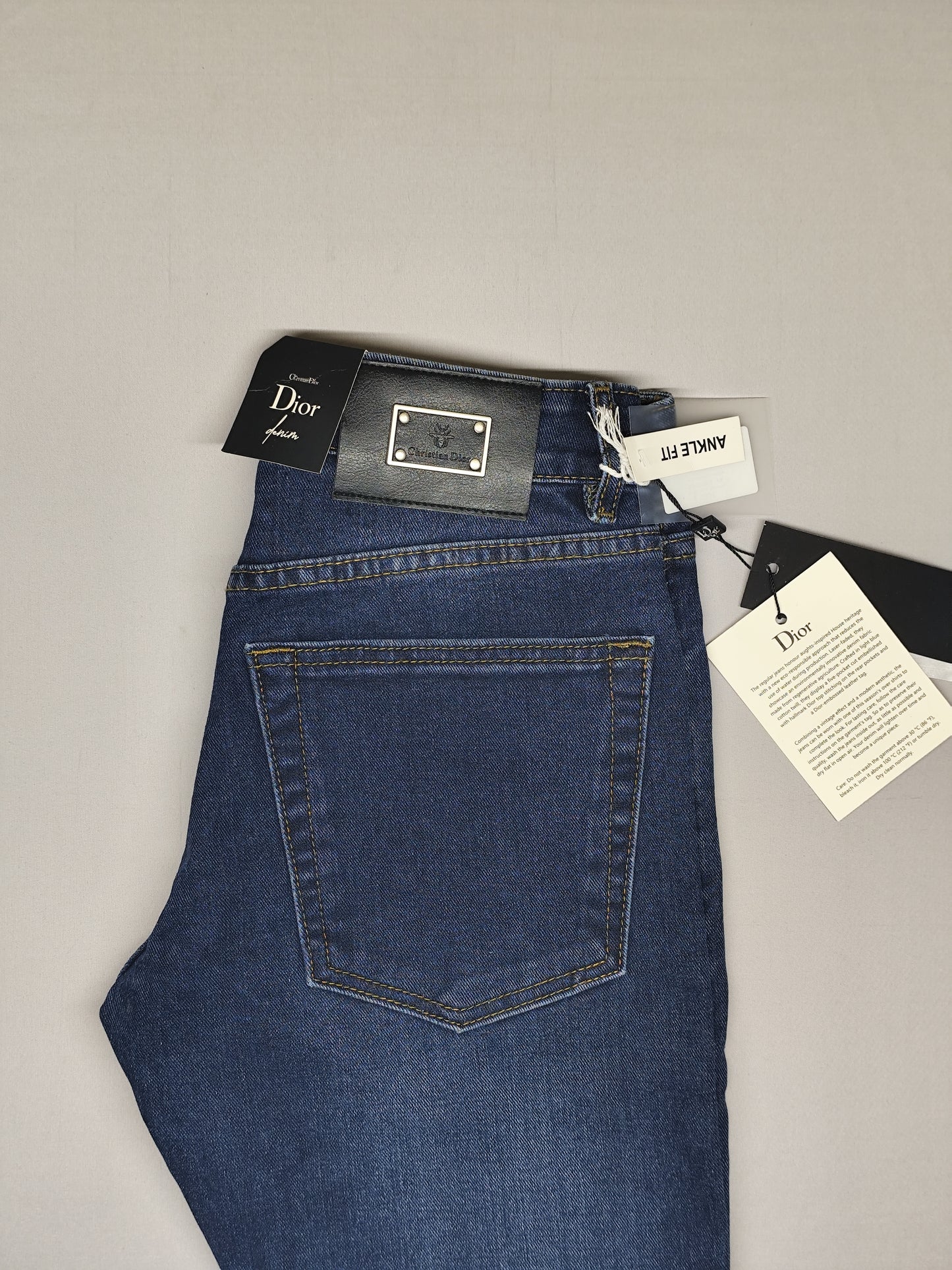 CHRISTIAN DIOR-JEANS-BLUE-ANKLE FIT