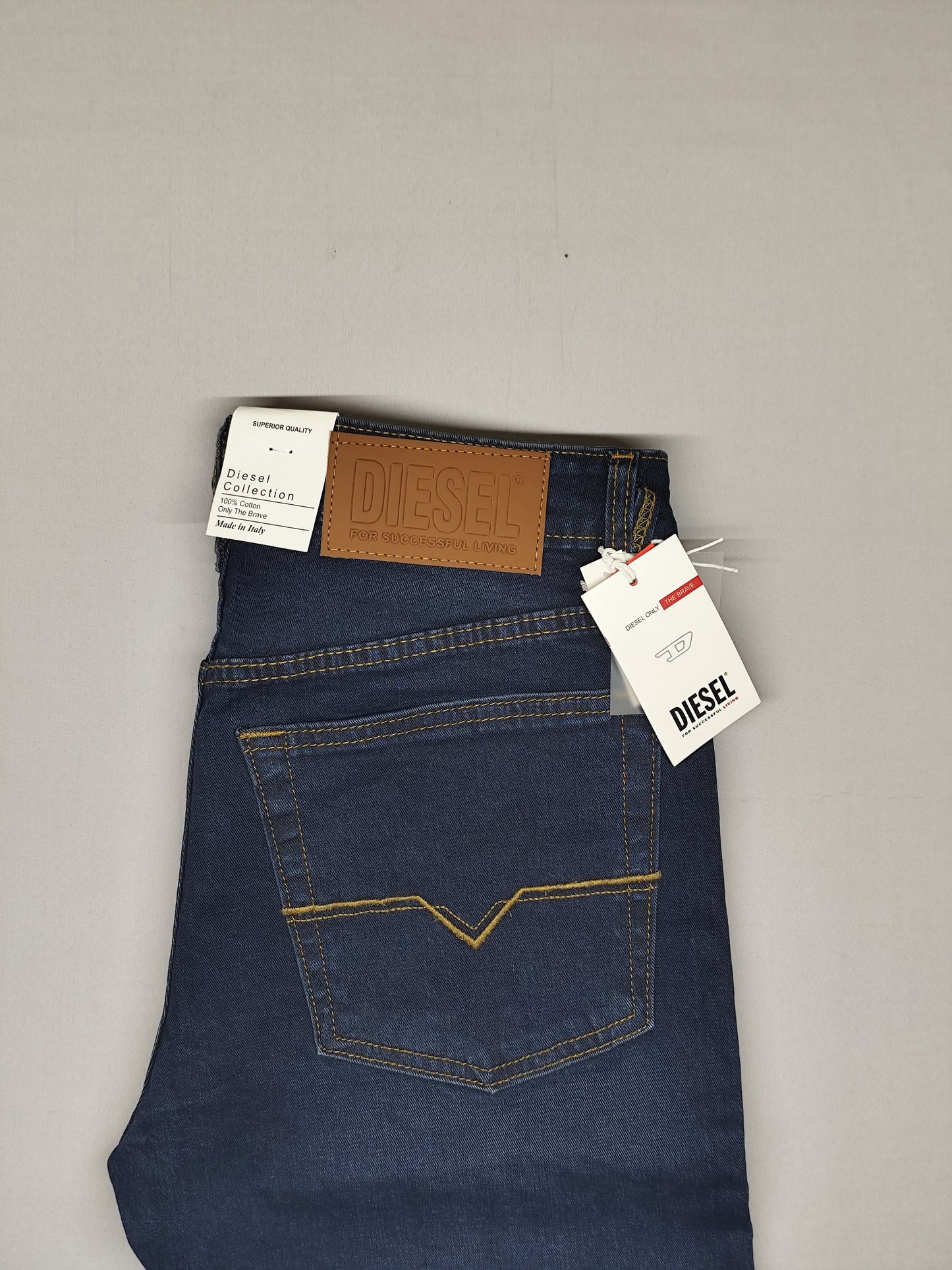 DIESEL-JEANS-NAVY-Slim Fit
