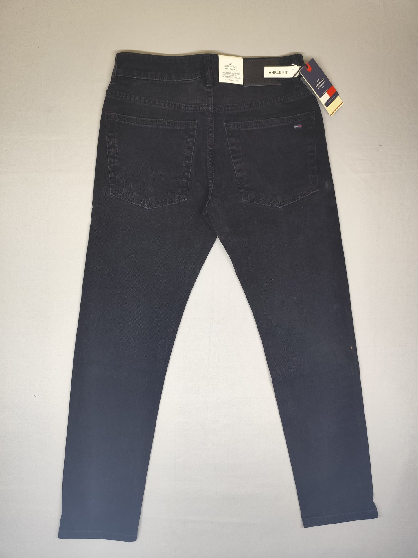 TOMMY HILIFIGER-JEANS-BLACK-ANKLE FIT